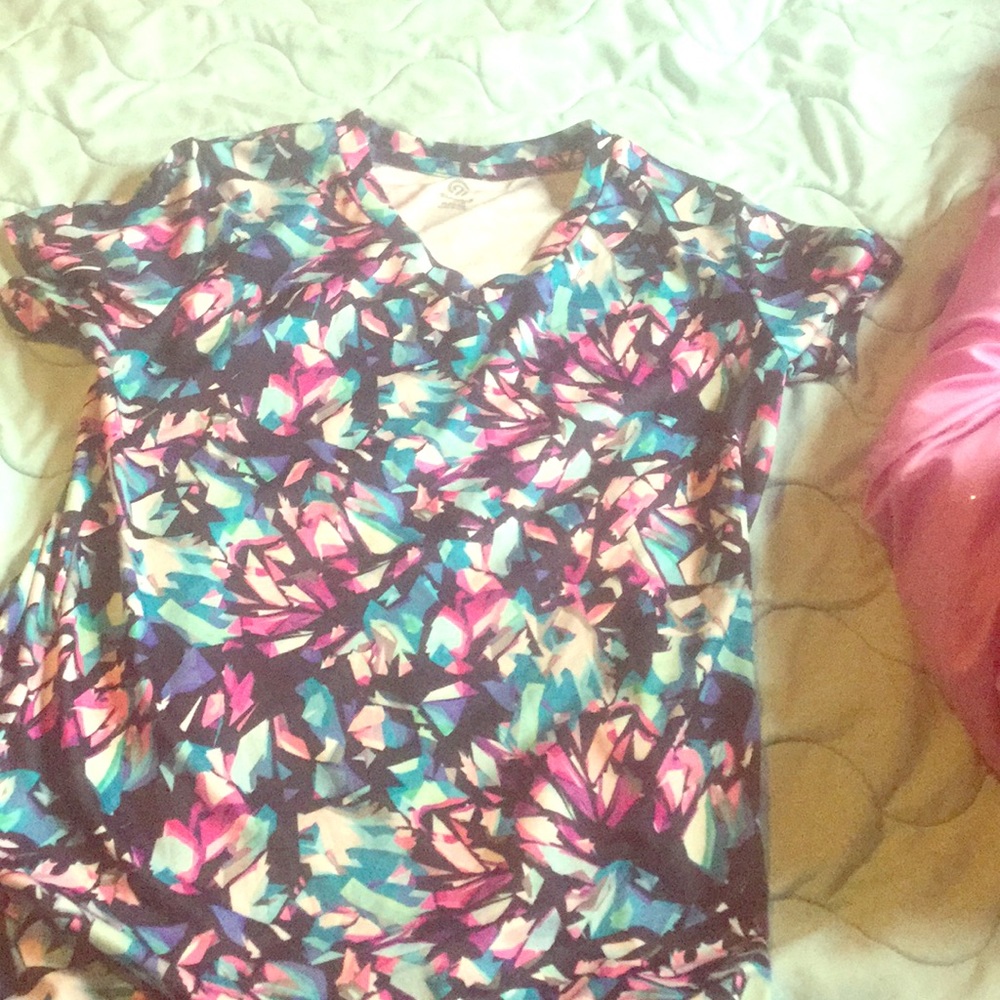 A short sleeve